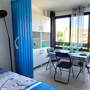 https://hypercenter-27-m-with-wifi-and-shared-pool.fr-provencehotel.com